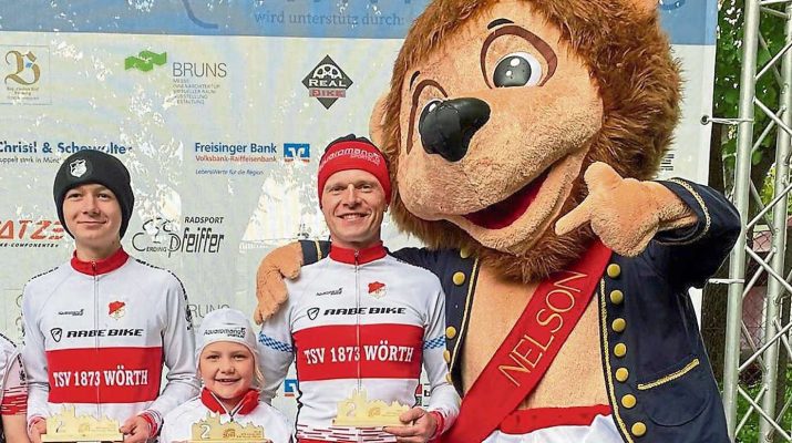 Gleich drei zweite Plätze in Freising fuhren Leonard von Känel, Zofia Woda und Roman Woda ein (von links)